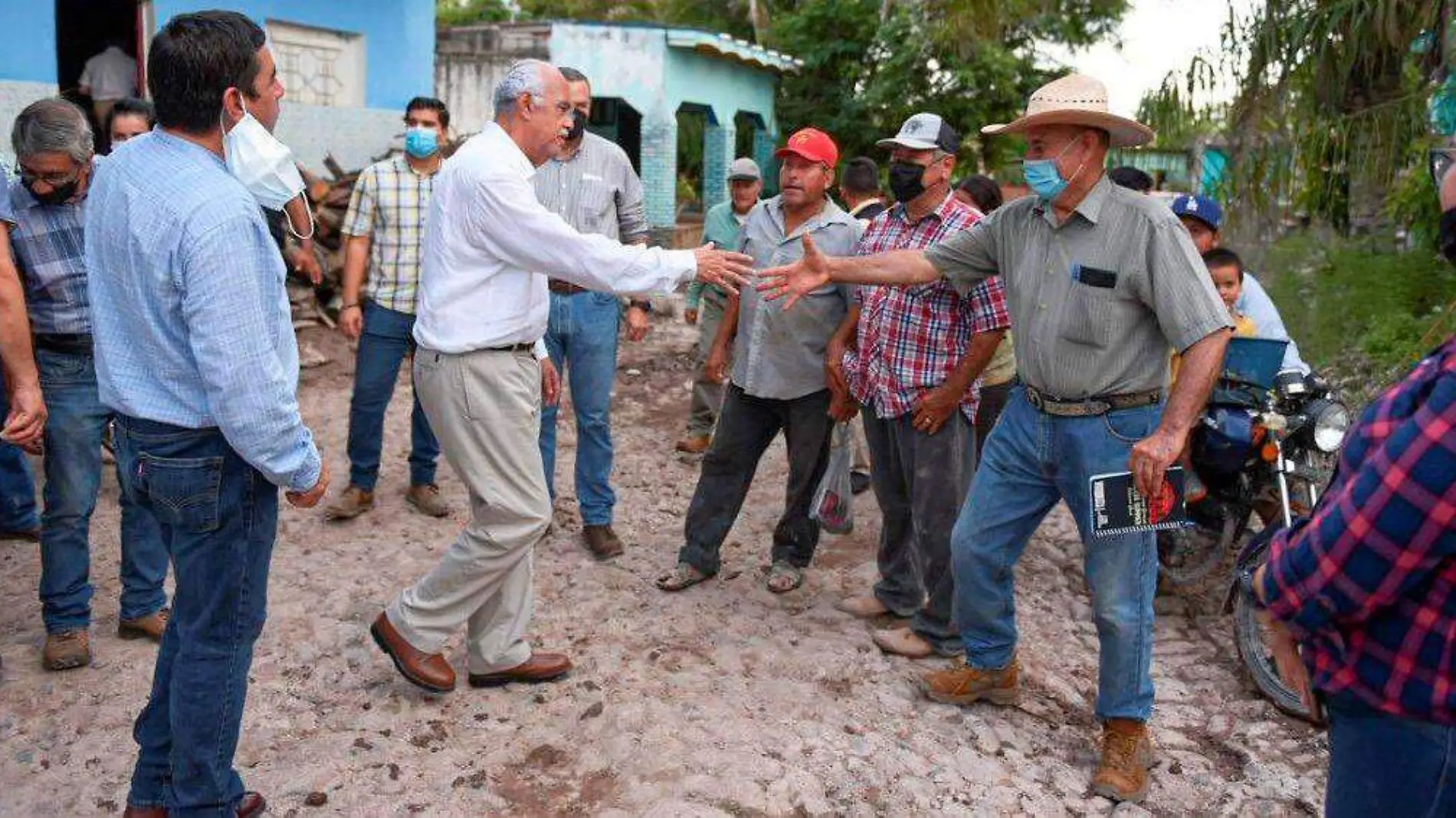 Apoyo zonas afectadas en Nayarit por el paso del huracán Pamela